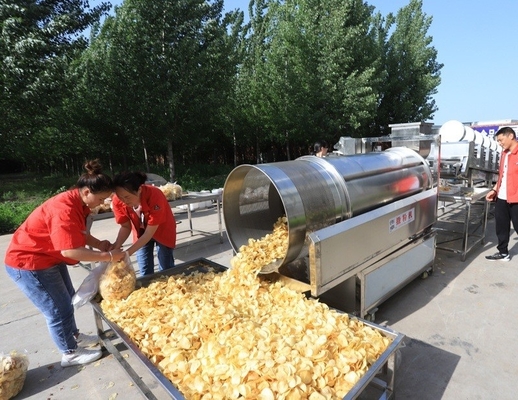 Automatische machine voor de productie van aardappelchipjes met een hoge capaciteit