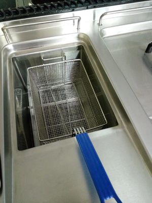 Programmeerbare luchtfryer van roestvrij staal met precieze temperatuurregeling 405X241X204mm