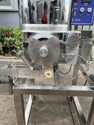 Automatische Fast Food Burger Patty Forming Machine met FM100/350/400/600 vleesmaler