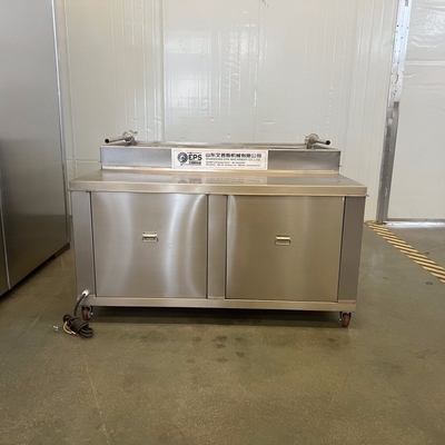 Elektrische sausgevulmachine met knopcontrole voor consistente productie van worst