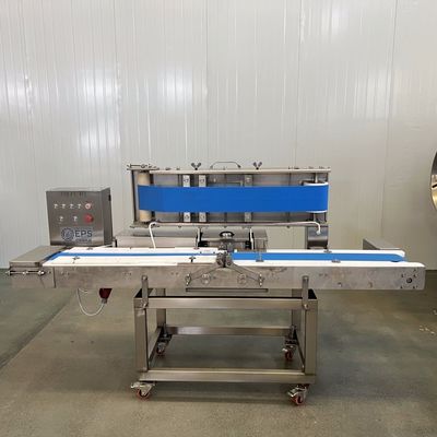 Volledig automatische roestvrijstalen lamsrol bevroren vlees snijmachine met thermische verwerking