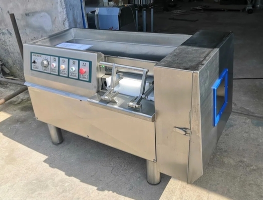 Automatische kwaliteit Automatische bevroren vlees Dicer kubus snijmachine voor varkensvlees 7 Dice grootte